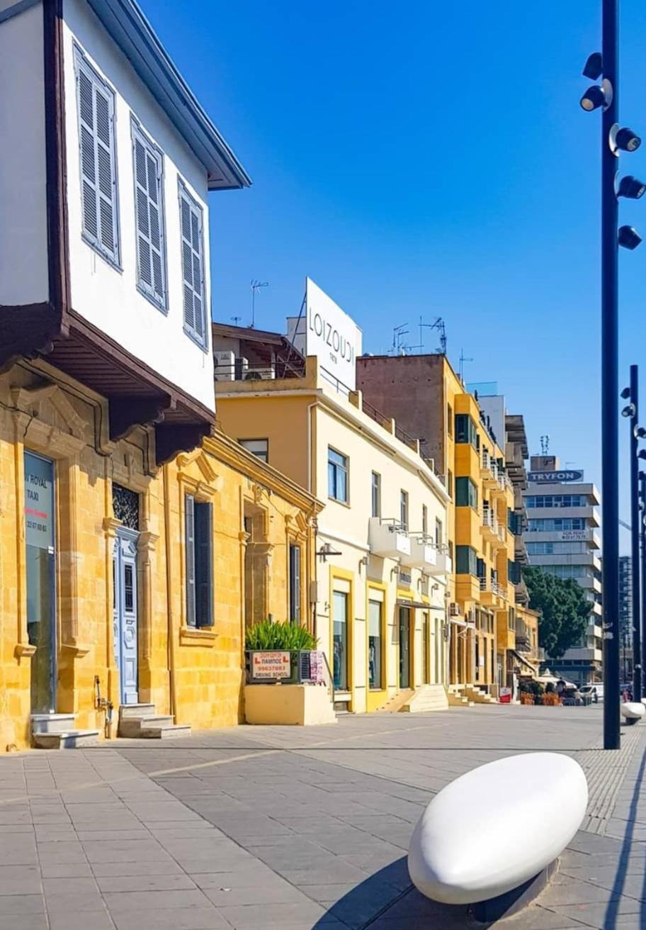 Central Square Apartment Никосия Экстерьер фото